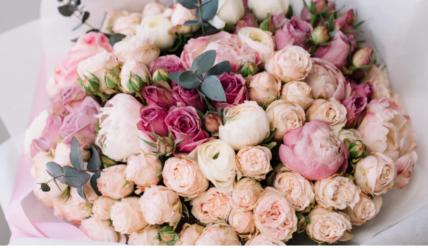 Flowers for the In-Between Season: Fresh Blooms Between Valentine’s Day and Easter / Passover
